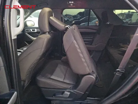 More photos of 2022 Ford Explorer XLT at Clement Pre-Owned, MO