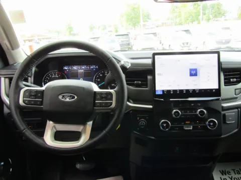 More photos of 2023 Ford Expedition Max XL at Pettijohn Ford of Trenton, MO