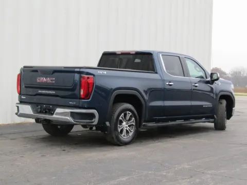 Another view of 2019 GMC Sierra 1500 SLT for sale in Trenton, MO at Pettijohn Ford of Trenton