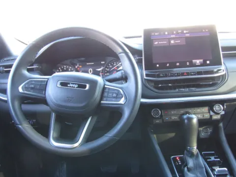 More photos of 2023 Jeep Compass (Red) Edition at Pettijohn Ford of Trenton, MO