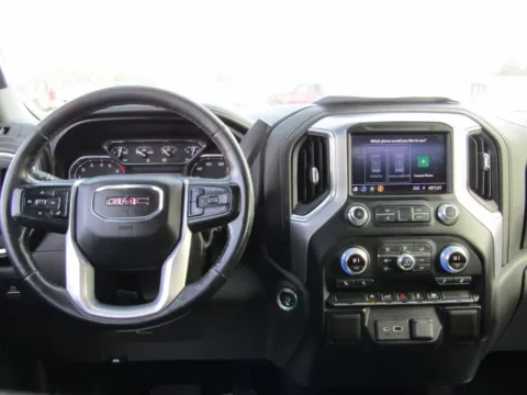 More photos of 2020 GMC Sierra 1500 Elevation at Pettijohn Ford of Trenton, MO