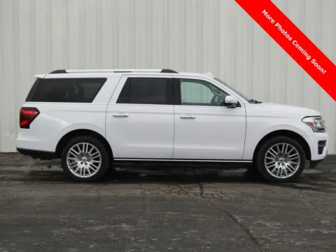 Photos of 2024 Ford Expedition Max Limited for sale in Trenton, MO at Pettijohn Ford of Trenton