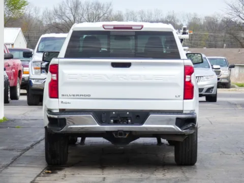 More photos of 2021 Chevrolet Silverado 1500 LT at Pettijohn Ford of Trenton, MO