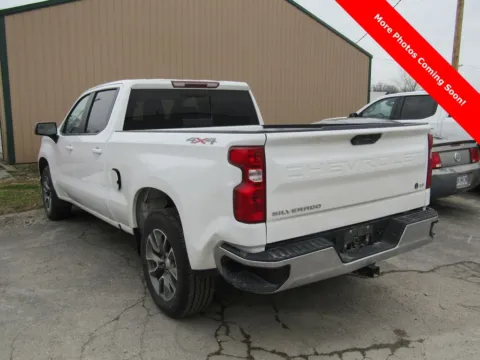 Another view of 2021 Chevrolet Silverado 1500 LT for sale in Trenton, MO at Pettijohn Ford of Trenton