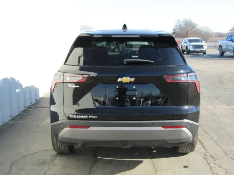 More photos of 2025 Chevrolet Equinox LT at Pettijohn Ford of Trenton, MO