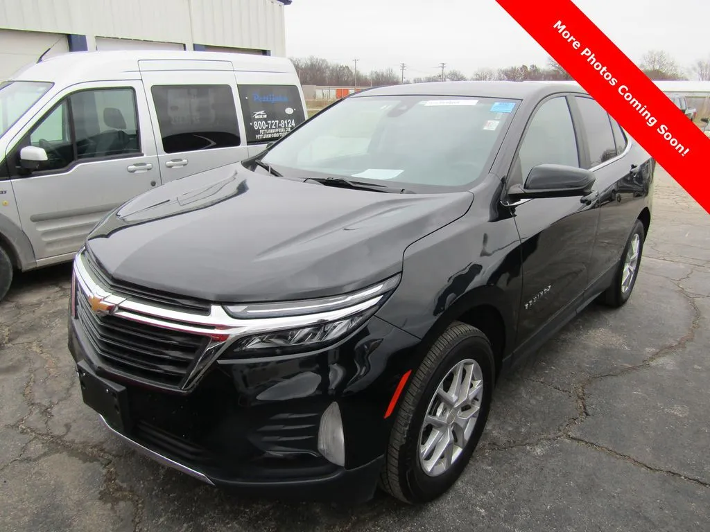 Black 2023 Chevrolet Equinox LT for sale in Trenton, MO