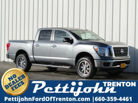 Gray 2018 Nissan Titan SV for sale in Trenton, MO