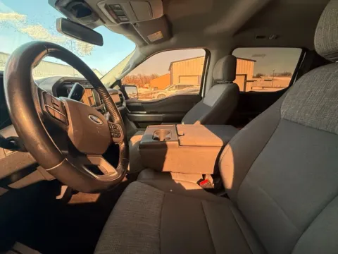 Photos of 2021 Ford F-150 XLT for sale in Trenton, MO at Pettijohn Ford of Trenton