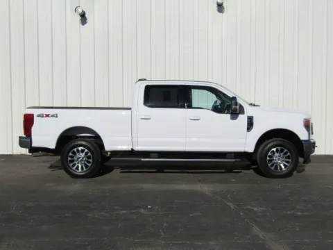 Photos of 2021 Ford F-250SD Lariat for sale in Trenton, MO at Pettijohn Ford of Trenton
