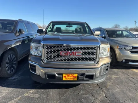 Photos of 2014 GMC Sierra 1500 for sale in Trenton, MO at Pettijohn Ford of Trenton