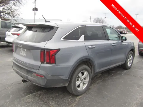 More photos of 2022 Kia Sorento LX at Pettijohn Ford of Trenton, MO