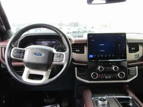 More photos of 2024 Ford Expedition Max Limited at Pettijohn Ford of Trenton, MO