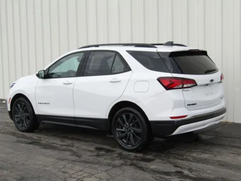 More photos of 2023 Chevrolet Equinox RS at Pettijohn Ford of Trenton, MO