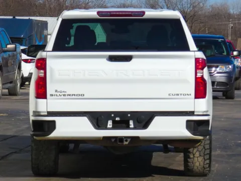 More photos of 2022 Chevrolet Silverado 1500 Custom at Pettijohn Ford of Trenton, MO