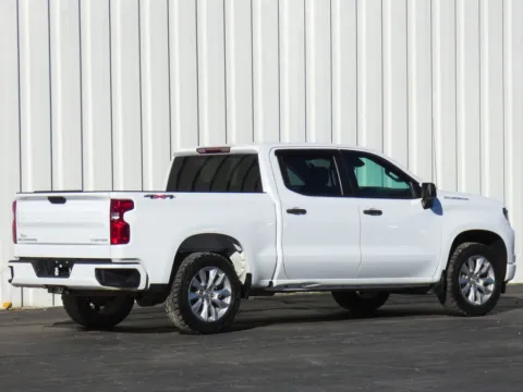 Another view of 2022 Chevrolet Silverado 1500 Custom for sale in Trenton, MO at Pettijohn Ford of Trenton