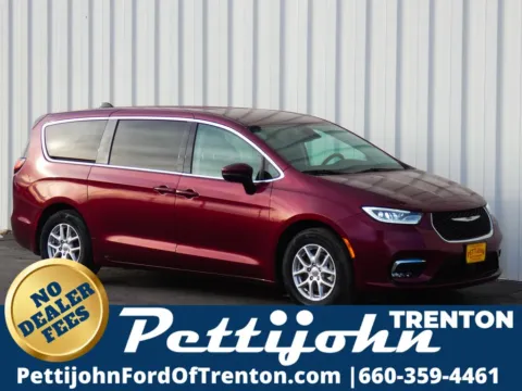 Red 2023 Chrysler Pacifica Touring L for sale in Trenton, MO