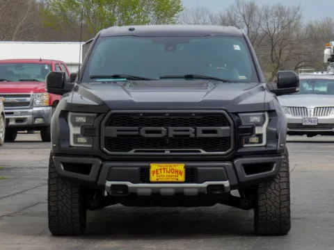 More photos of 2018 Ford F-150 Raptor at Pettijohn Ford of Trenton, MO
