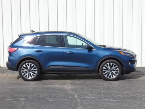 Photos of 2020 Ford Escape Titanium for sale in Trenton, MO at Pettijohn Ford of Trenton