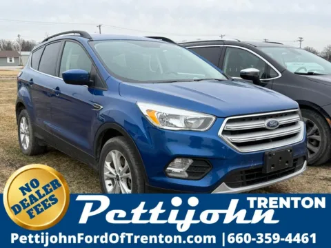Blue 2018 Ford Escape SE for sale in Trenton, MO