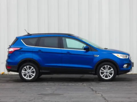 Photos of 2018 Ford Escape SE for sale in Trenton, MO at Pettijohn Ford of Trenton