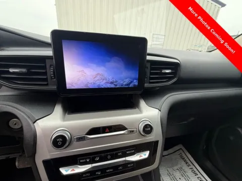 More photos of 2021 Ford Explorer at Pettijohn Ford of Trenton, MO