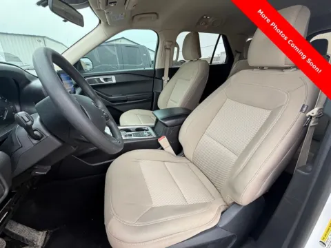 More photos of 2021 Ford Explorer at Pettijohn Ford of Trenton, MO