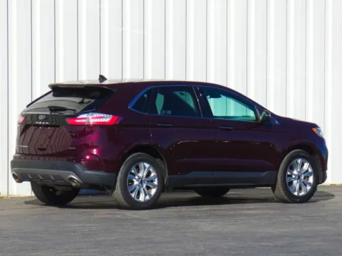 Another view of 2022 Ford Edge Titanium for sale in Trenton, MO at Pettijohn Ford of Trenton