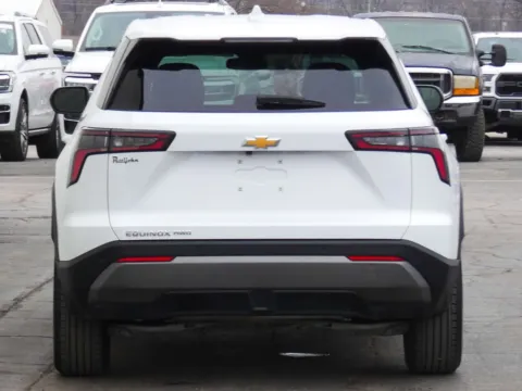 More photos of 2025 Chevrolet Equinox LT at Pettijohn Ford of Trenton, MO