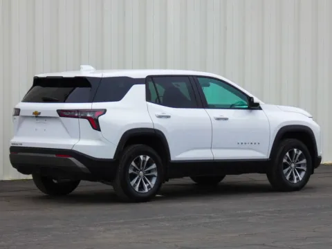 Another view of 2025 Chevrolet Equinox LT for sale in Trenton, MO at Pettijohn Ford of Trenton