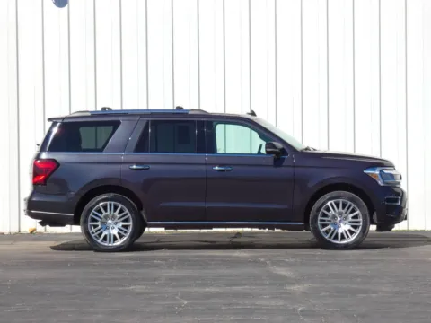 Photos of 2024 Ford Expedition Limited for sale in Trenton, MO at Pettijohn Ford of Trenton