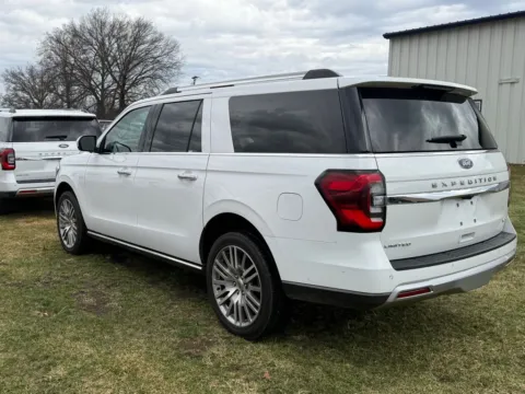 More photos of 2024 Ford Expedition Max Limited at Pettijohn Ford of Trenton, MO