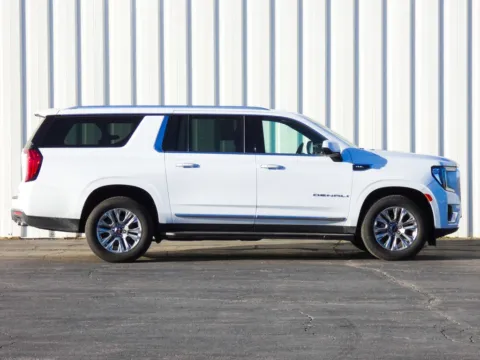 Photos of 2023 GMC Yukon XL Denali for sale in Trenton, MO at Pettijohn Ford of Trenton