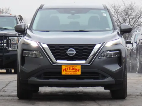 More photos of 2023 Nissan Rogue SV at Pettijohn Ford of Trenton, MO