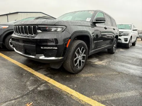 Photos of 2024 Jeep Grand Cherokee L Limited for sale in Trenton, MO at Pettijohn Ford of Trenton
