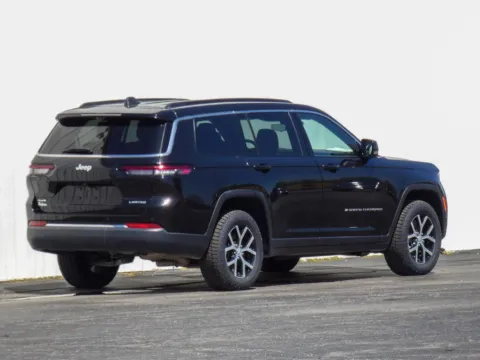 Another view of 2024 Jeep Grand Cherokee L Limited for sale in Trenton, MO at Pettijohn Ford of Trenton