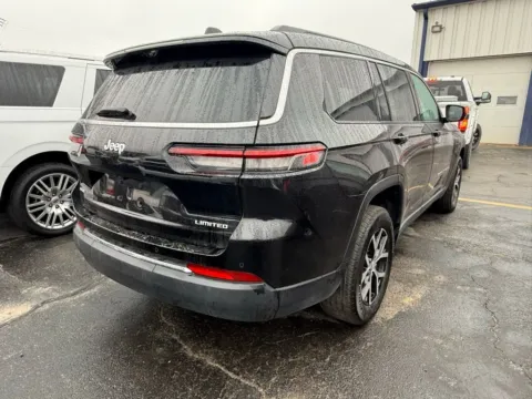 More photos of 2024 Jeep Grand Cherokee L Limited at Pettijohn Ford of Trenton, MO