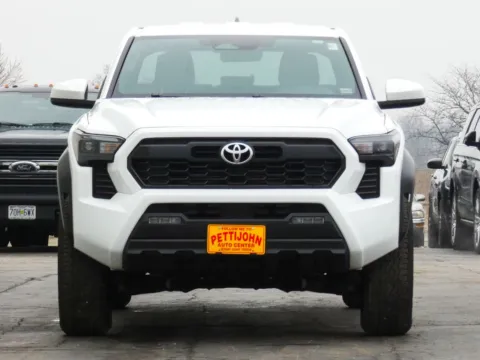 More photos of 2025 Toyota Tacoma TRD Off-Road at Pettijohn Ford of Trenton, MO