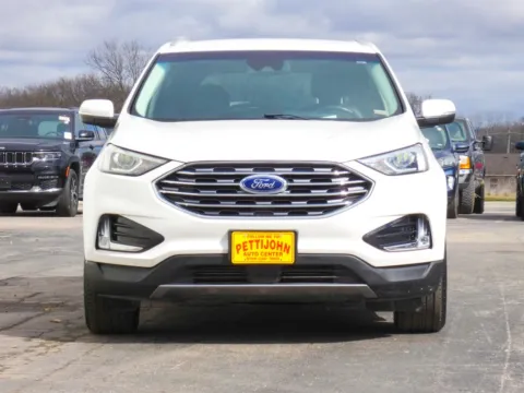 More photos of 2019 Ford Edge SEL at Pettijohn Ford of Trenton, MO