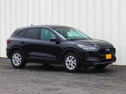 Photos of 2025 Ford Escape Active for sale in Trenton, MO at Pettijohn Ford of Trenton