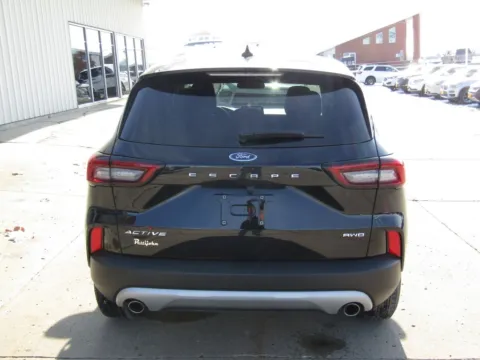More photos of 2025 Ford Escape Active at Pettijohn Ford of Trenton, MO