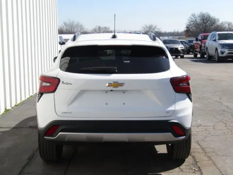 More photos of 2025 Chevrolet Trax LT at Pettijohn Ford of Trenton, MO