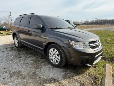More photos of 2019 Dodge Journey SE at Pettijohn Ford of Trenton, MO
