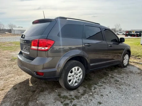 Another view of 2019 Dodge Journey SE for sale in Trenton, MO at Pettijohn Ford of Trenton