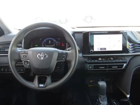 More photos of 2025 Toyota Camry at Pettijohn Ford of Trenton, MO