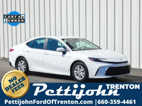 White 2025 Toyota Camry LE for sale in Trenton, MO
