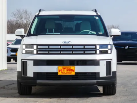 More photos of 2025 Hyundai Santa Fe SEL at Pettijohn Ford of Trenton, MO