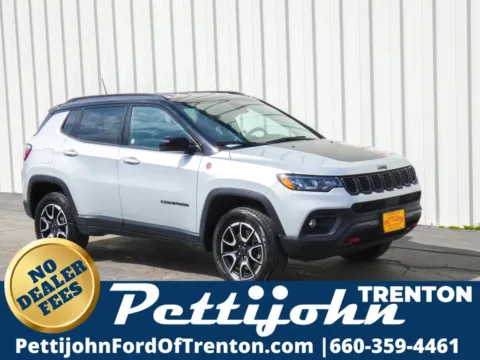 Silver 2025 Jeep Compass Trailhawk for sale in Trenton, MO