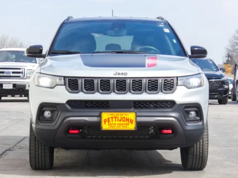 More photos of 2025 Jeep Compass Trailhawk at Pettijohn Ford of Trenton, MO