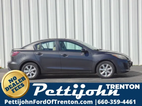 Photos of 2010 Mazda Mazda3 i Touring for sale in Trenton, MO at Pettijohn Ford of Trenton