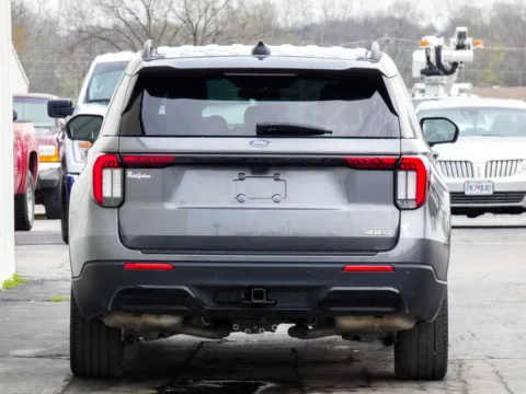 More photos of 2025 Ford Explorer ST-Line at Pettijohn Ford of Trenton, MO